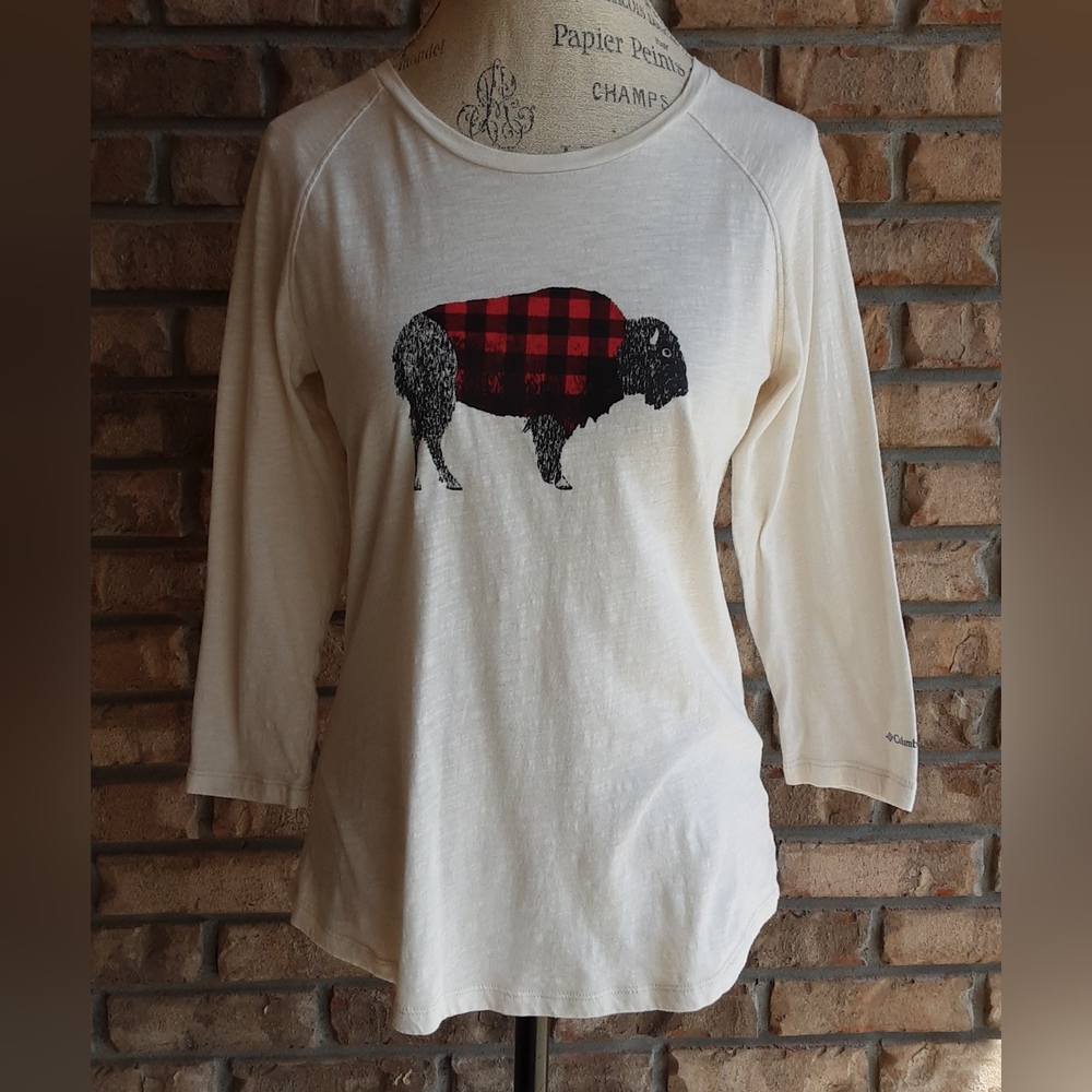 Columbia Cream Buffalo Plaid Graphic Long Sleeve Top.